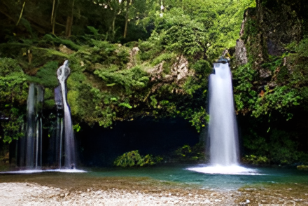 陣馬の滝